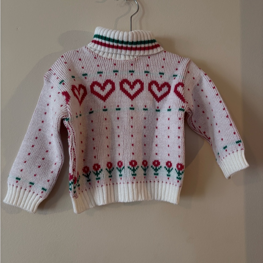 VINTAGE Cozy Heart Pattern KNIT Sweater - White and PINK